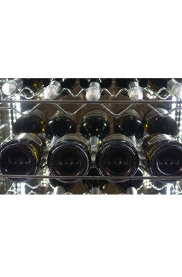Refrigerated Wine Display 243 bottles, exposure on four sides, curved glass